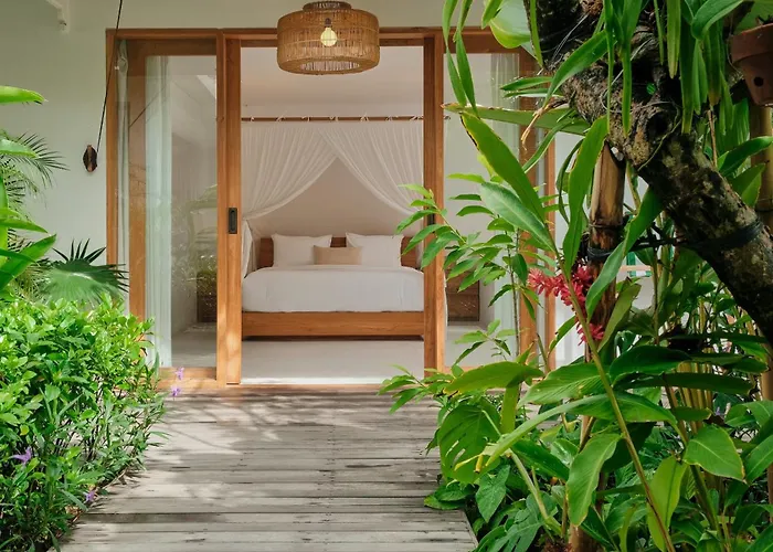 Villa Bali Manis - Modern Luxury 4Br Villa Walk To Seminyak Street With Private Pool