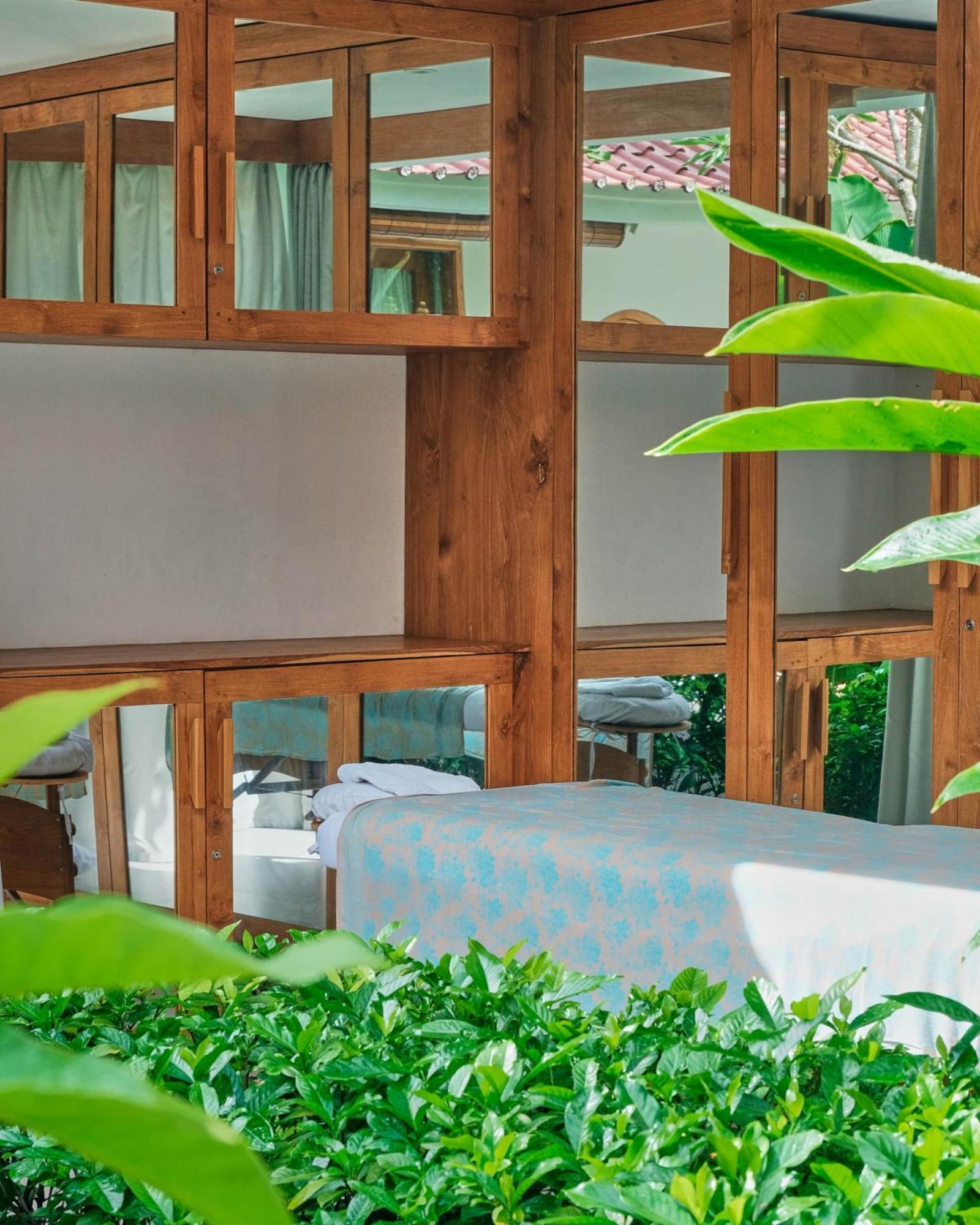 Bali Manis - Modern Luxury 4br Walk To Street With Private Pool * Seminyak (Bali)