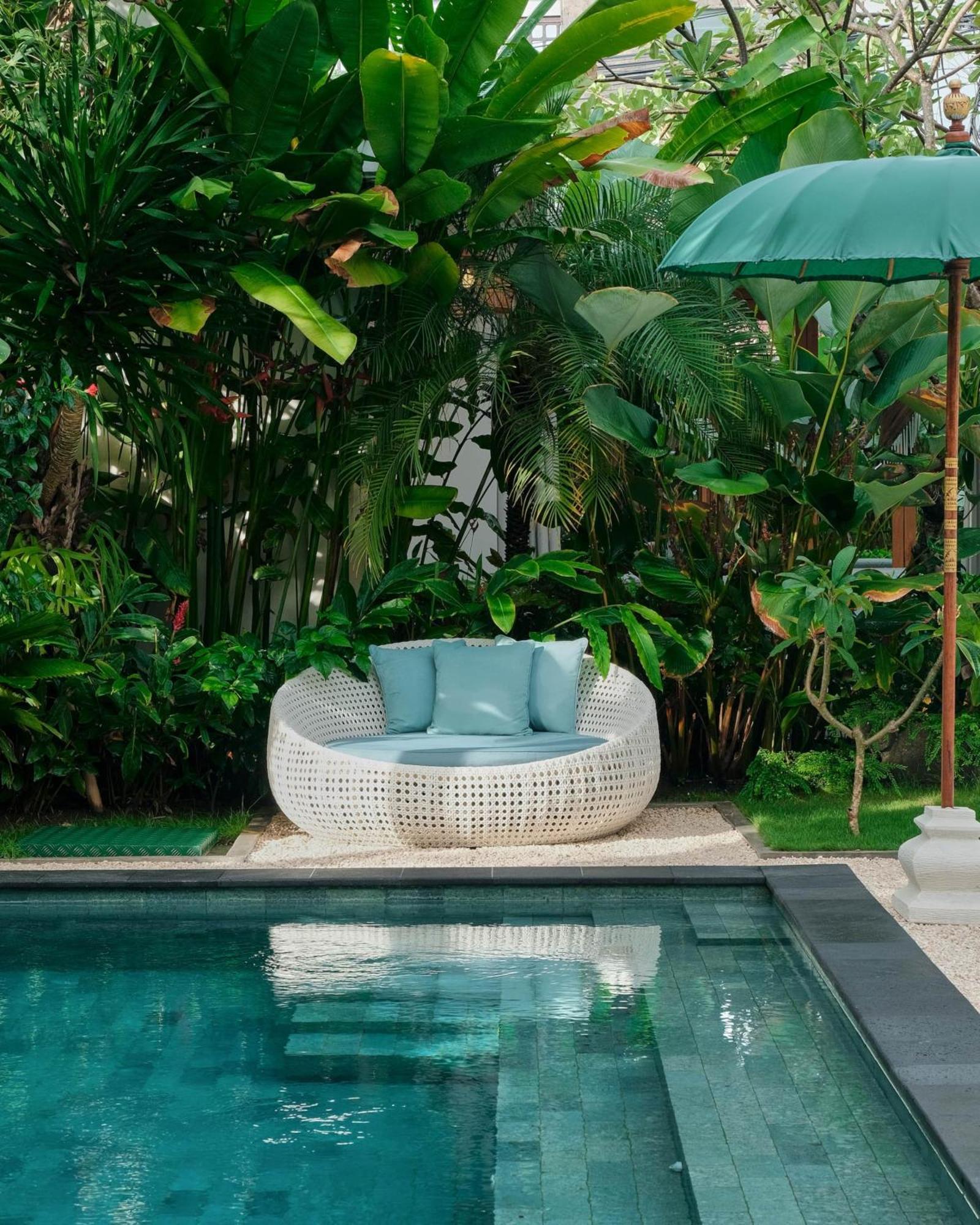 Villa Bali Manis - Modern Luxury 4br Walk To Street With Private Pool