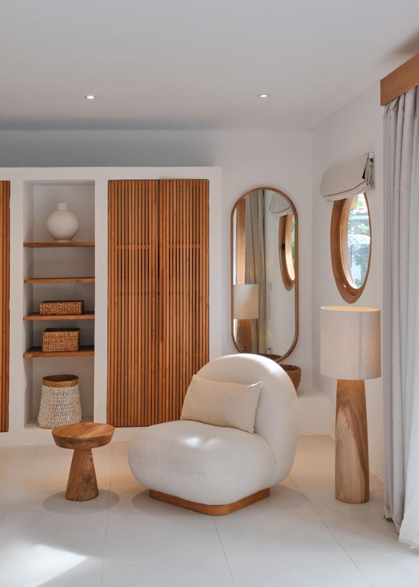 Bali Manis - Modern Luxury 4br Walk To Street With Private Pool *